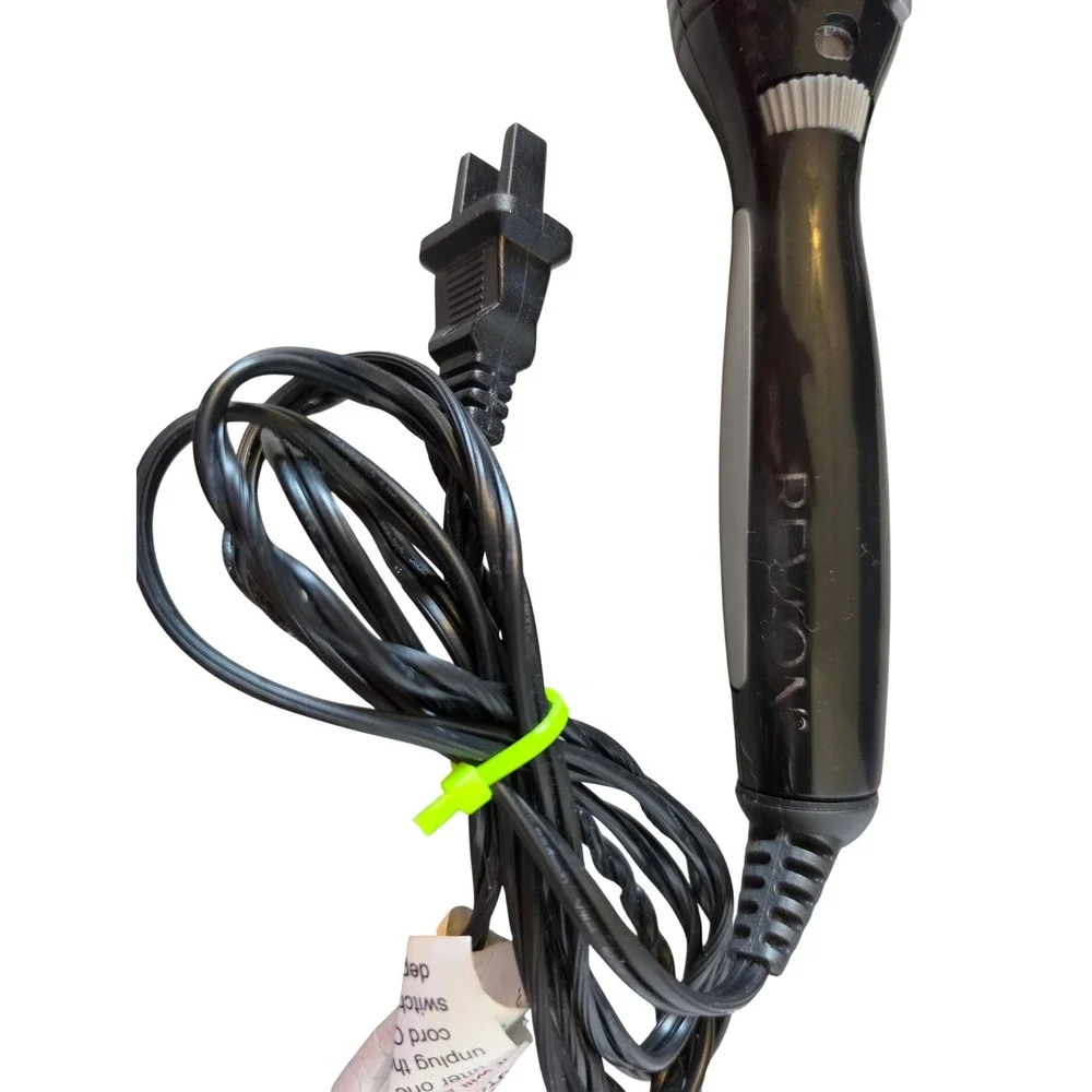 Revlon Perfect Heat Curling Iron  with‎ Heat Sleeve Cover 1-1.5